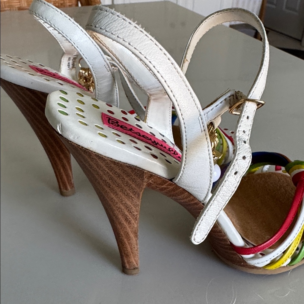 Betsey Johnson White Sandals with Rainbow Knot Straps - Picture 5 of 6